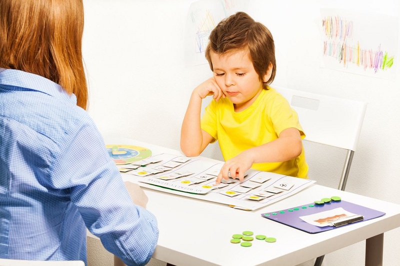 要想自閉症兒童語言訓練好，家長一定要知道這個五點